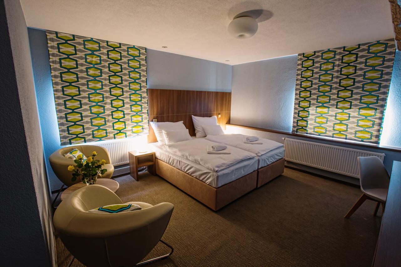 Hotel Na Sustne Krupá 外观 照片