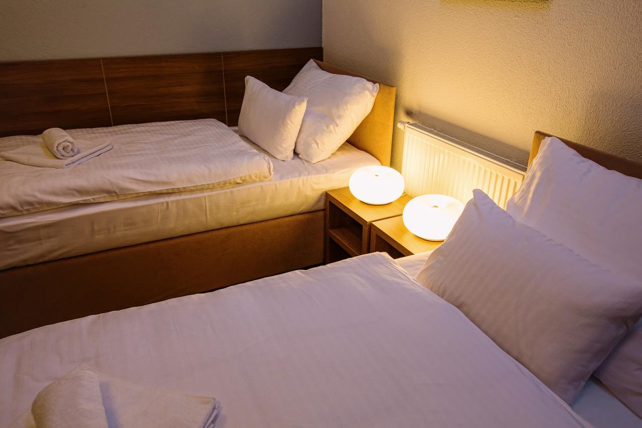 Hotel Na Sustne Krupá 外观 照片