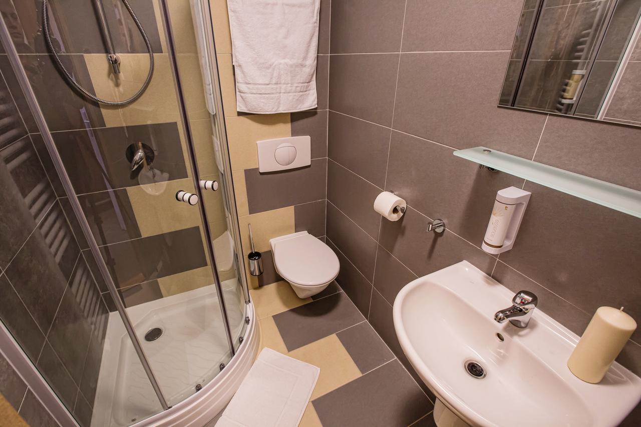 Hotel Na Sustne Krupá 外观 照片