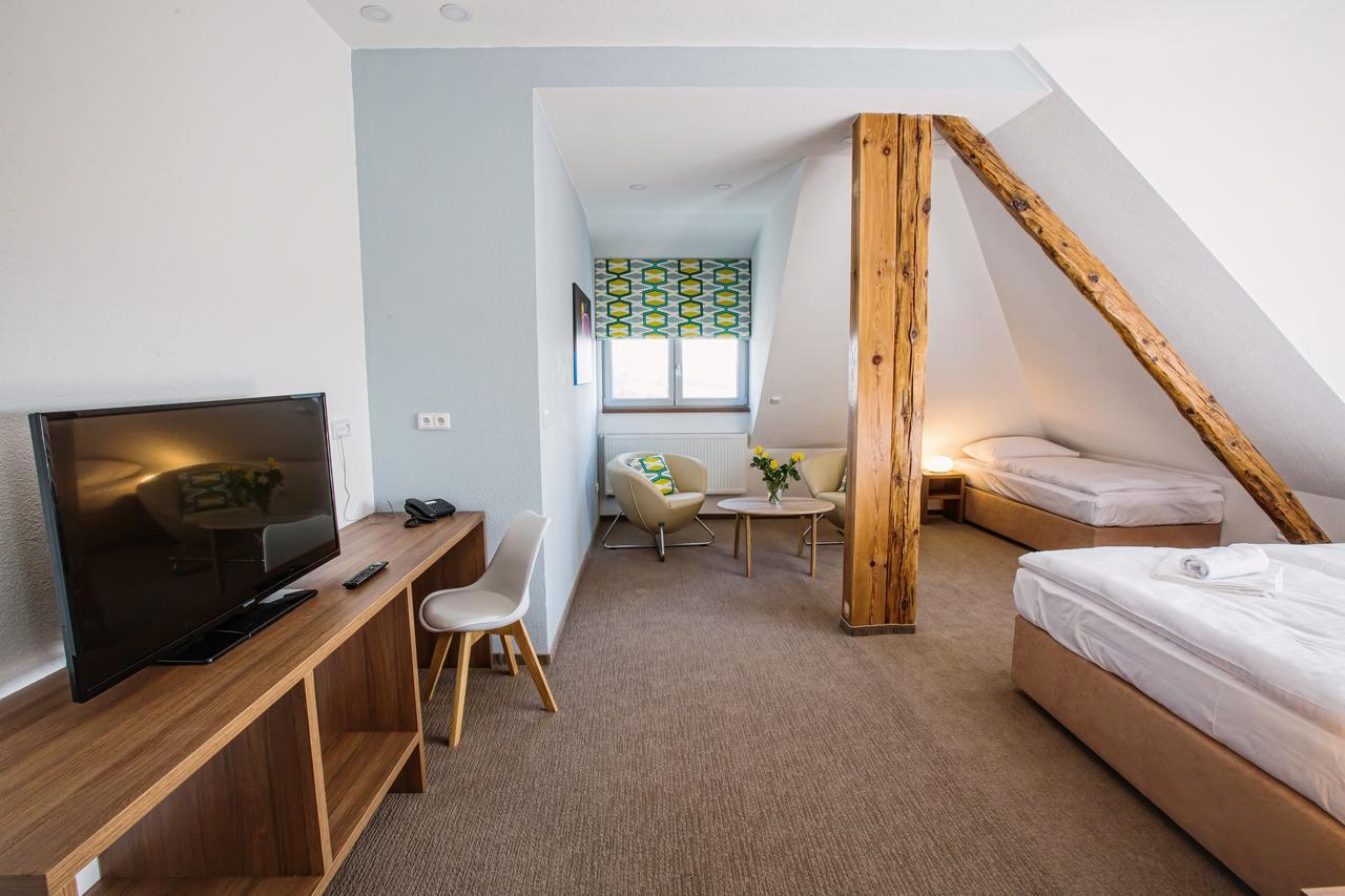 Hotel Na Sustne Krupá 外观 照片