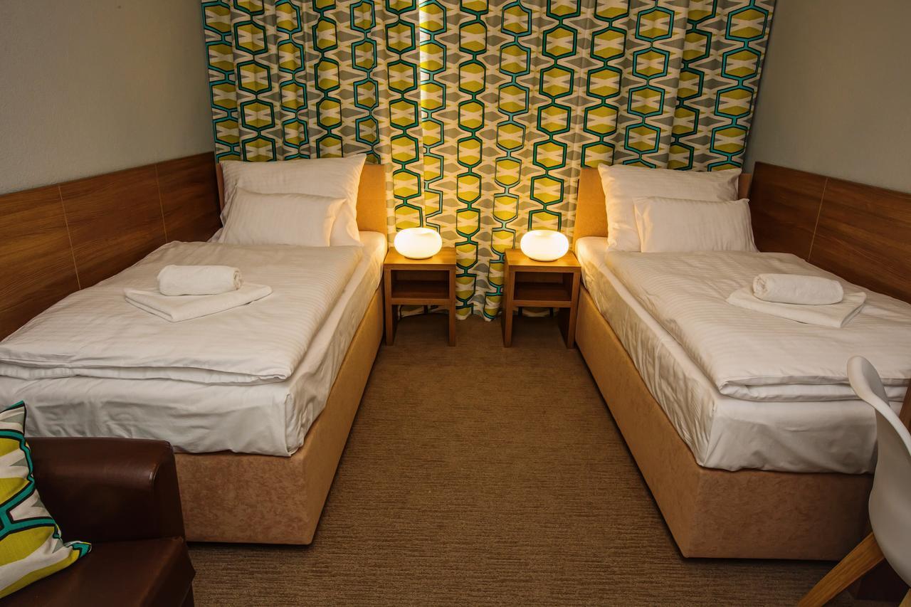 Hotel Na Sustne Krupá 外观 照片