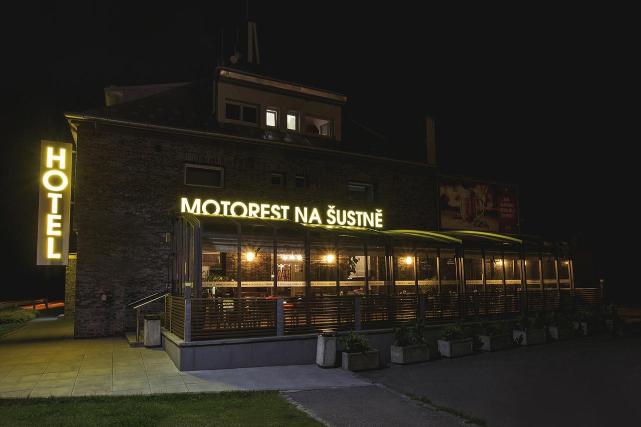 Hotel Na Sustne Krupá 外观 照片
